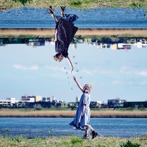 裸男老头XX性老头XX
